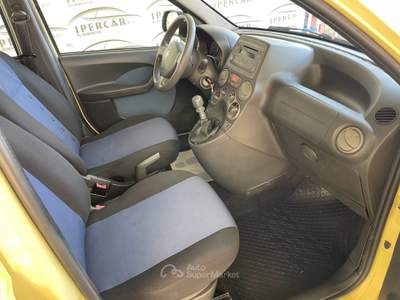 Fiat Panda Dynamic Natural Power Giallo usata Acerra