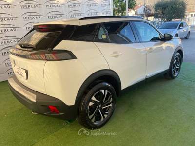 Peugeot 2008 S&S GT Bianco usata Acerra