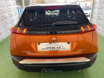 Peugeot 2008 S&S EAT8 GT Line Arancione usata Acerra