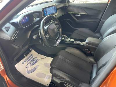 Peugeot 2008 S&S EAT8 GT Line Arancione usata Acerra