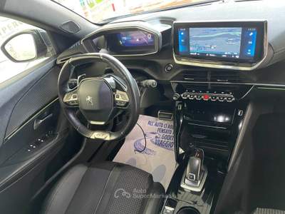 Peugeot 2008 S&S EAT8 GT Line Arancione usata Acerra