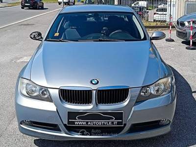 BMW Serie 3 318i i cat BERLINA E90 Grigio usata CONCESIO