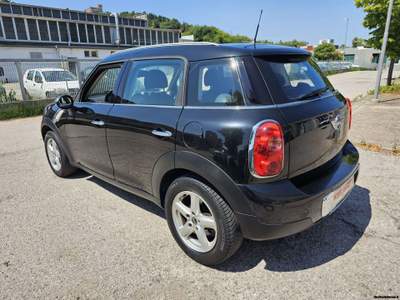 MINI Countryman One DeLuxe Nero usata GRADARA