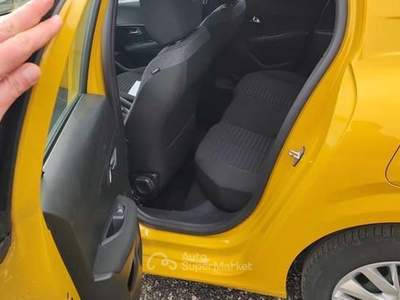 Peugeot 208 208 PureTech 75 Stop&Start 5 porte Active Giallo usata Roma
