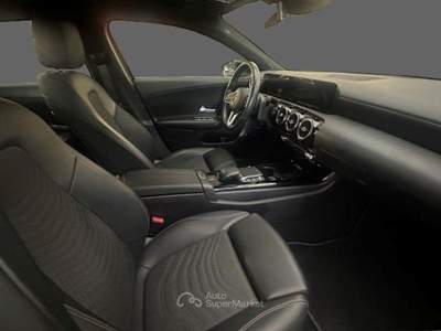 Mercedes-Benz Classe A d Automatic Business Extra Blu/Azzurro usata Cagliari