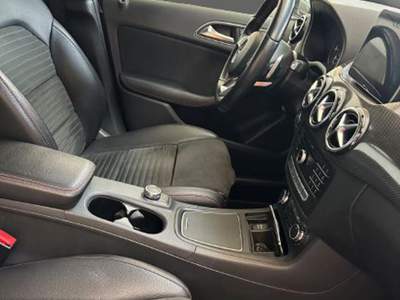 Mercedes-Benz Classe B d Automatic Premium Nero usata Cagliari