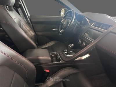Jaguar E-Pace 2.0D 150 CV AWD aut. Chequered Flag Grigio usata Cagliari