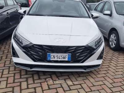 Hyundai i20 1.0 T-GDI 48V iMT Prime Bianco usata Savona