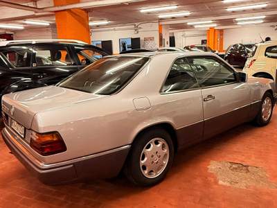 Mercedes-Benz Classe E UTILITARIA ISCRITTA ASI CON 222.706 km  CE 200 16 V Argento usata Roma