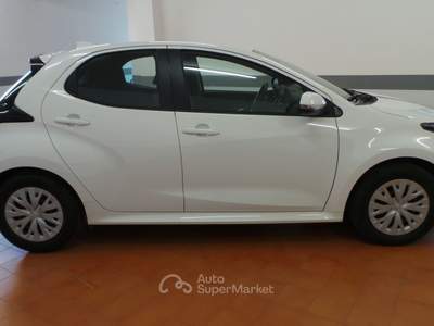 Toyota Yaris aziendale Bianco usata Dormelletto
