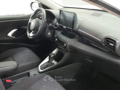Toyota Yaris aziendale Bianco usata Dormelletto