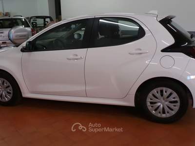 Toyota Yaris aziendale Bianco usata Dormelletto