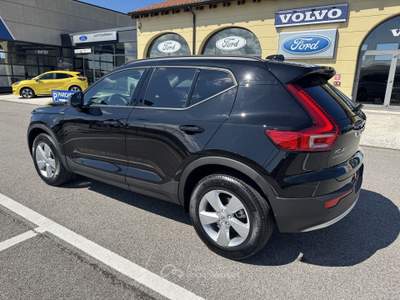 Volvo XC40 B3 (Benzina/Hybrid) Automatico Essential - NUOVA Nero usata Crocetta del Montello