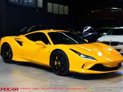 Ferrari F8 F8 Tributo Giallo usata Adelfia