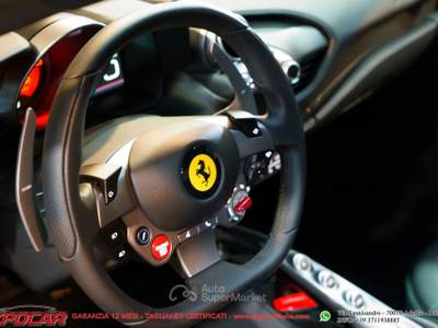 Ferrari F8 F8 Tributo Giallo usata Adelfia