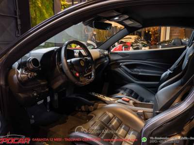 Ferrari F8  Rosso usata Adelfia