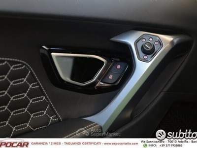 Lamborghini Huracán Huracan Huracán 5.2 V10 RWD Spyder Oro usata Adelfia