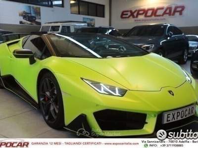 Lamborghini Huracán Huracan Huracán 5.2 V10 RWD Spyder Oro usata Adelfia