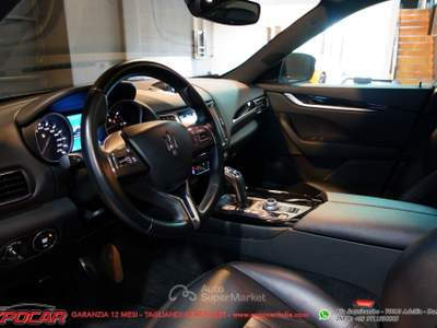 Maserati Levante Diesel 275 CV AWD Nero usata Adelfia