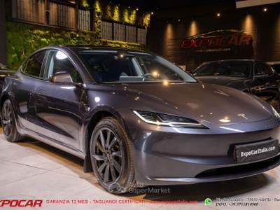 Tesla Model 3 Model 3 Long Range Dual Motor AWD Au Grigio usata Adelfia
