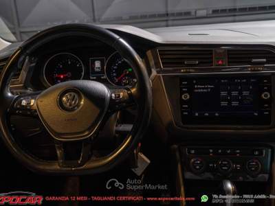 Volkswagen Tiguan SCR DSG Sport BlueMotion Nero usata Adelfia