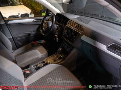 Volkswagen Tiguan SCR DSG Sport BlueMotion Nero usata Adelfia