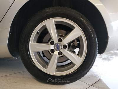 Volvo V40 1.6 Momentum - NEOPATENTATI Beige usata Pistoia