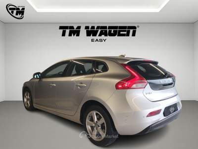Volvo V40 1.6 Momentum - NEOPATENTATI Beige usata Pistoia