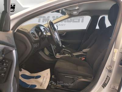 Volvo V40 1.6 Momentum - NEOPATENTATI Beige usata Pistoia
