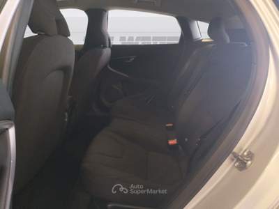 Volvo V40 1.6 Momentum - NEOPATENTATI Beige usata Pistoia
