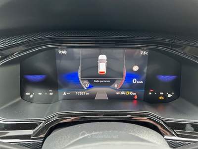Volkswagen Taigo taigo life aziendale Grigio usata Beregazzo con Figliaro