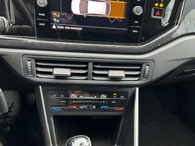 Volkswagen Taigo taigo life aziendale Grigio usata Beregazzo con Figliaro