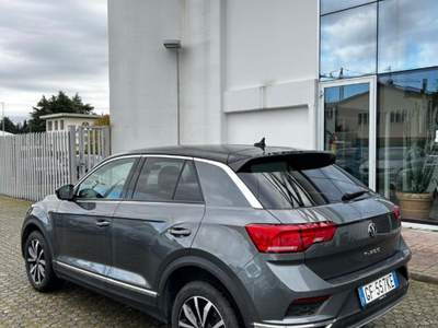 Volkswagen T-Roc 1.0 TSI Style BlueMotion Technology NEO PATENTATI Grigio usata Scandicci