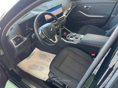 BMW Serie 3 318d 318d 48V Nero usata Acerra