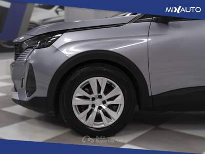 Peugeot 3008 1.5 BlueHDI Active S&amp;S 130CV Grigio usata Latina