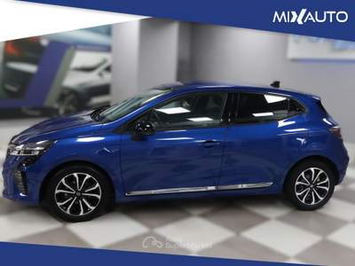 Renault Clio 1.0 TCE Techno 90CV EU6 Blu/Azzurro usata Latina