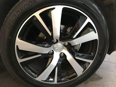 Peugeot 2008 BlueHDi 100 Allure Bianco usata Casalserugo