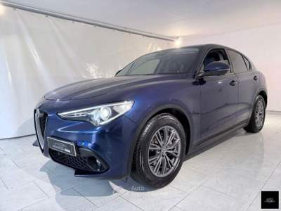 Alfa Romeo Stelvio 2.2 T.diesel 180CV AT8 RWD Exec. Blu/Azzurro usata San Giuseppe Vesuviano
