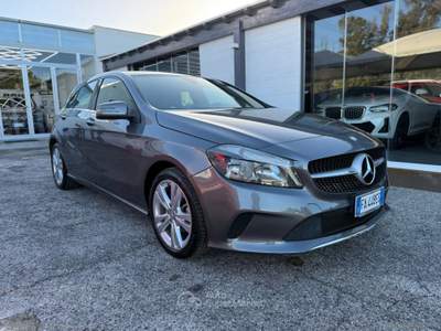 Mercedes-Benz Classe A A 180 d Automatic Premium NIGHT PACK LUCI Grigio usata Mesagne