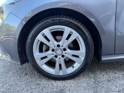 Mercedes-Benz Classe A A 180 d Automatic Premium NIGHT PACK LUCI Grigio usata Mesagne