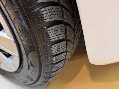 Volkswagen up! up! Up 1.0 Benz 5 Porte Bianco usata Adelfia