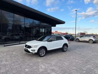 Volkswagen T-Roc 1.0 TSI Style BlueMotion Technology Bianco usata Russi