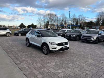 Volkswagen T-Roc 1.0 TSI Style BlueMotion Technology Bianco usata Russi