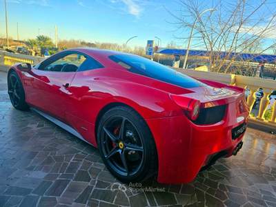 Ferrari 458 DCT#LED#ALCANTARA#NAVI#SCUDETTI CERAMICI Rosso usata Altamura