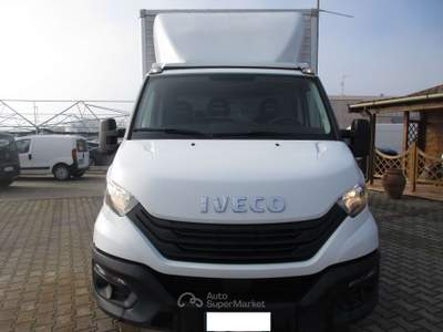 Iveco Daily 35S16 FURGONE IN ALLUMINIO CON PORTE POST Bianco usata Medolla