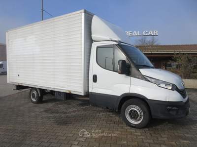 Iveco Daily 35S16 FURGONE IN ALLUMINIO CON PORTE POST Bianco usata Medolla