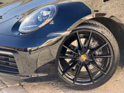 Porsche 911 Carrera 992 3.0 385 CV PDK TETTO SCARICHI LED Nero usata Santeramo in Colle