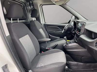 Fiat Doblò 1.6 MJT 90CV CH1 Lounge Bianco usata San Miniato