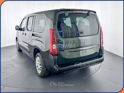 Fiat Doblò 1.5 Diesel 130 Cv At8 Passo Lungo 7 posti  Verde usata Milano