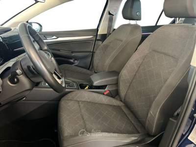 Volkswagen Golf  - golf 1.5 etsi evo life 130cv dsg Blu/Azzurro usata Salerno